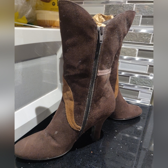 Predictions Heeled Boots - Picture 5 of 6